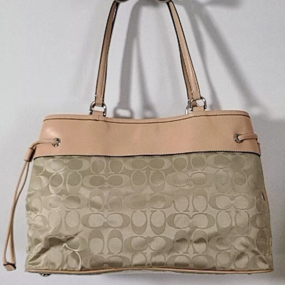 Coach 32702 Signature Drawstring carry all tote bag - Picture 7 of 13